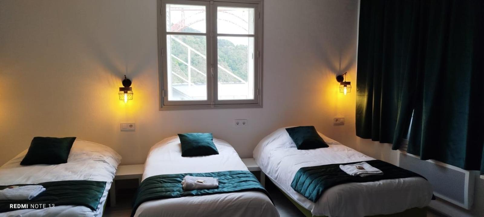 Garabit Hotel Anglards de Saint Flour Zewnętrze zdjęcie