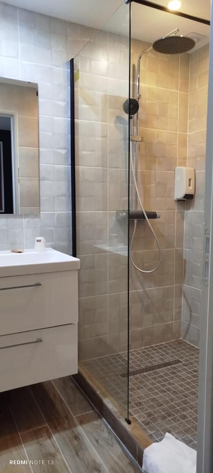 Garabit Hotel Anglards de Saint Flour Zewnętrze zdjęcie